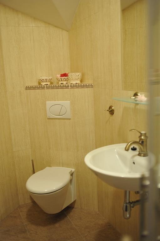 Gosc W Dom Hotel Zbąszynek Habitación foto